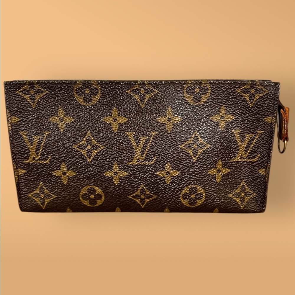 Louis Vuitton Monogram Pochette Vintage (A281)